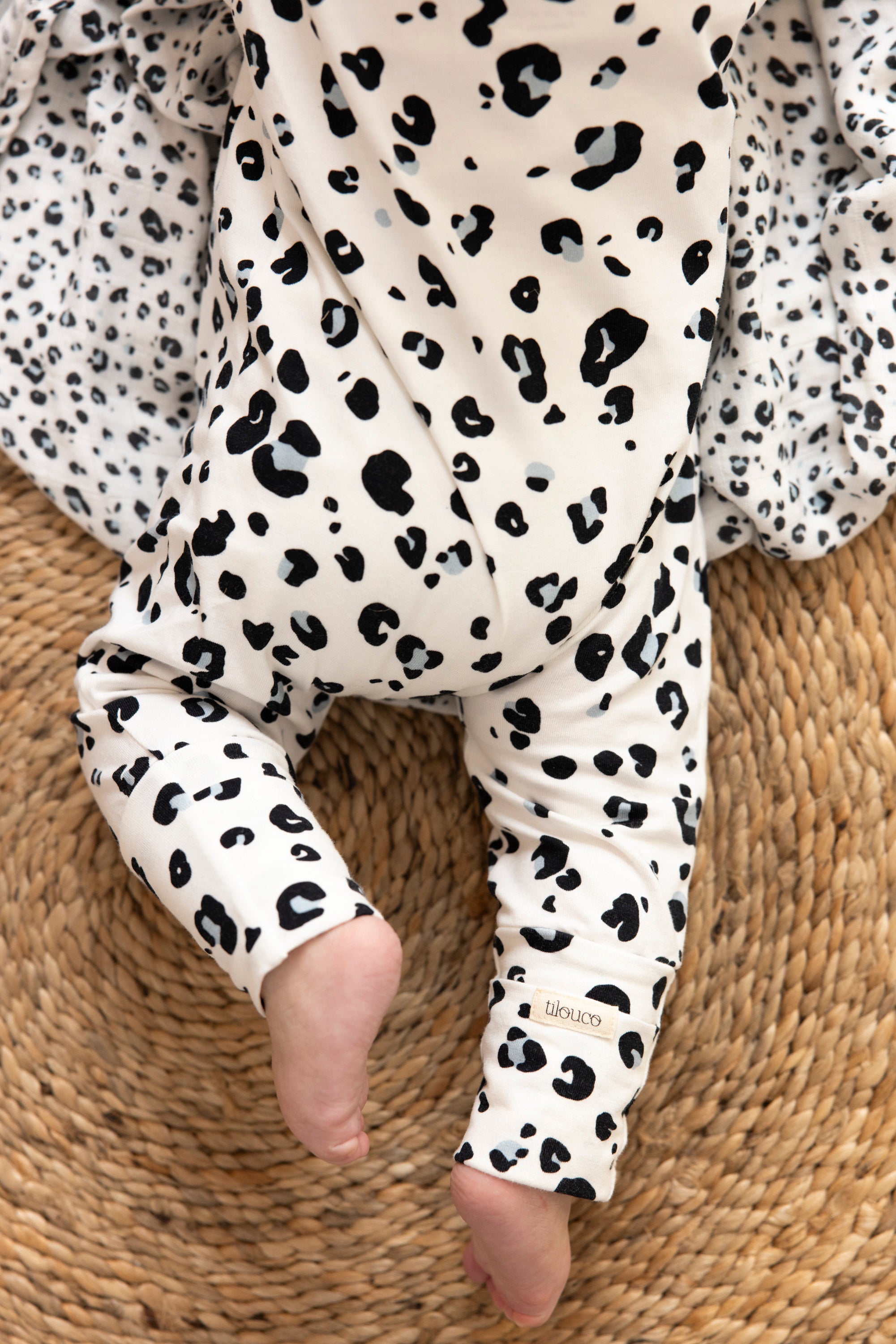Tilouco LEO Organic Cotton Baby Jumpsuit Product vendor