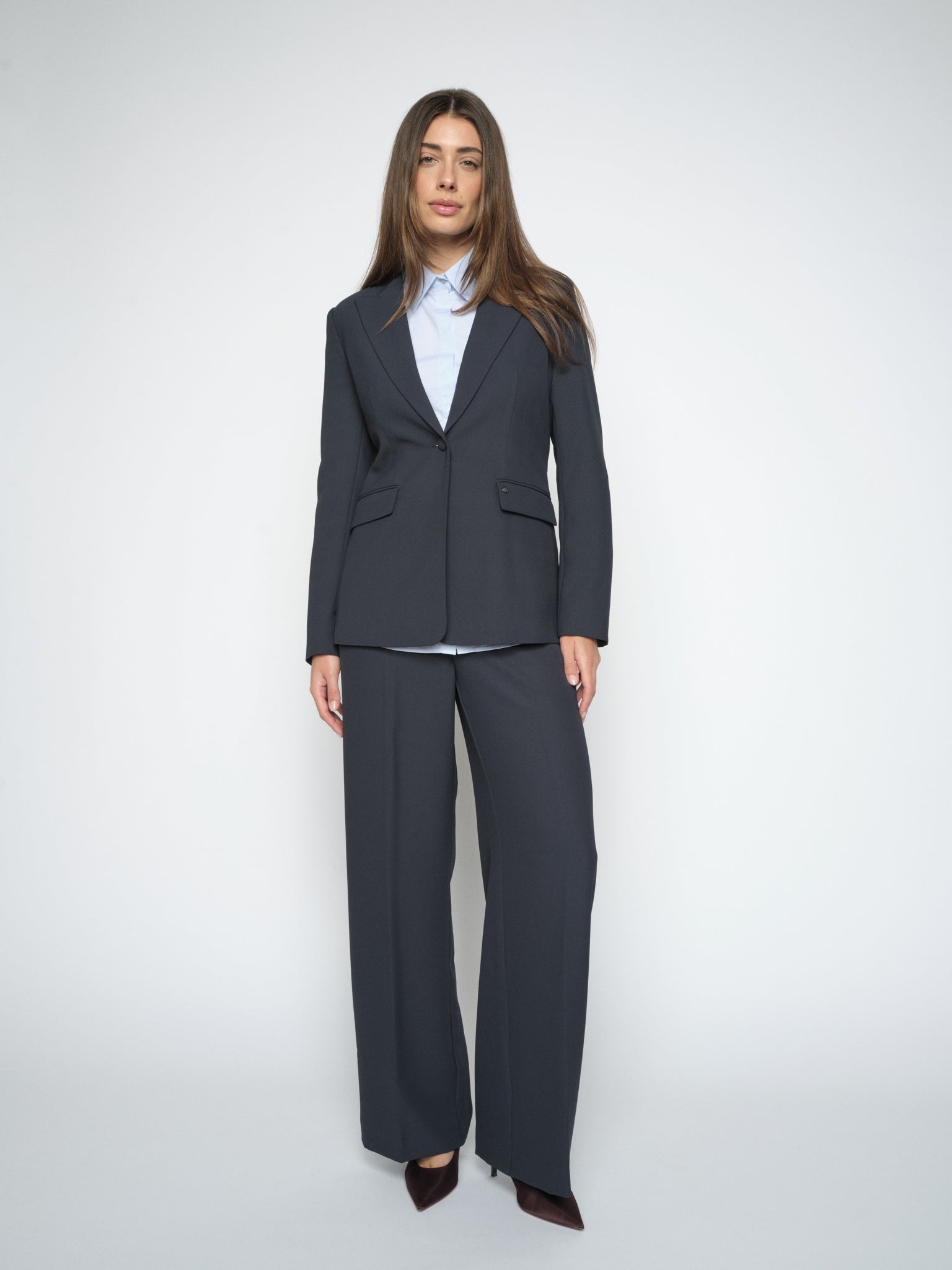 Mos Mosh Leya Miley trousers in salute navy, styled view – 99things.ch