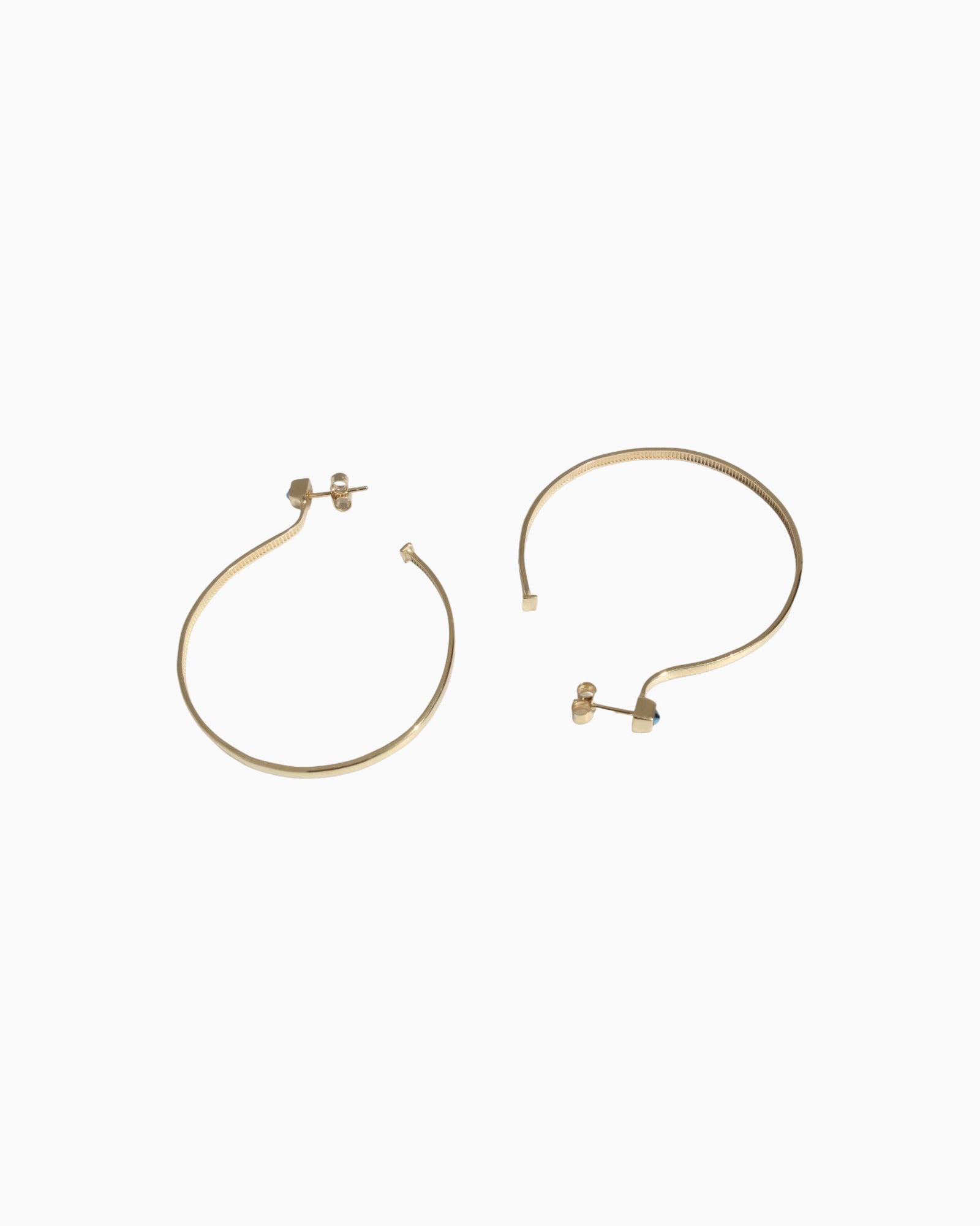 Fann! Gold Hoop Earrings Calliophis