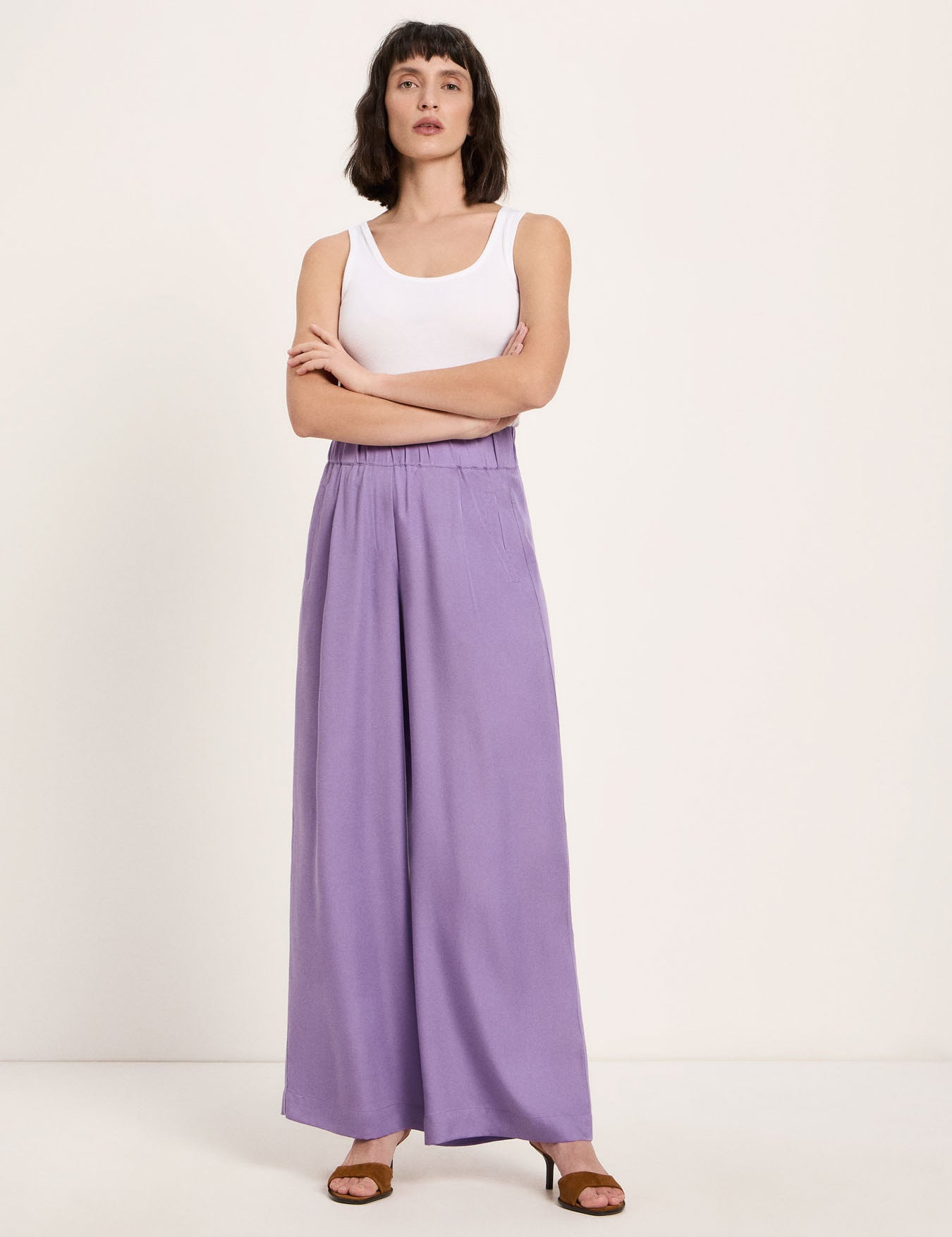 LANIUS_126_14190-00-487-purple-haze-38_Hose-mit-weitem-Bein_02.jpg