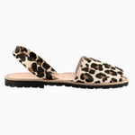 Chic sandals with durable rubber sole and leopard pattern.
