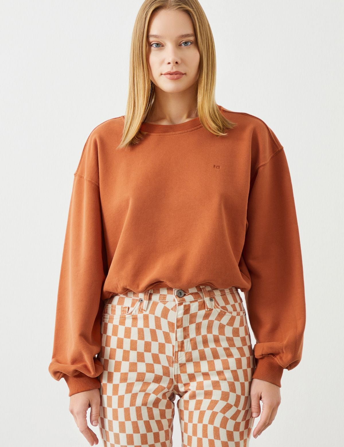 Stylish Look in Orange created with Ra Denim-Vita  Crop Oversize Orange Women's Sweatshirt