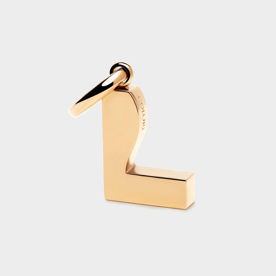 Coluri letter L charm in gold, 28 mm