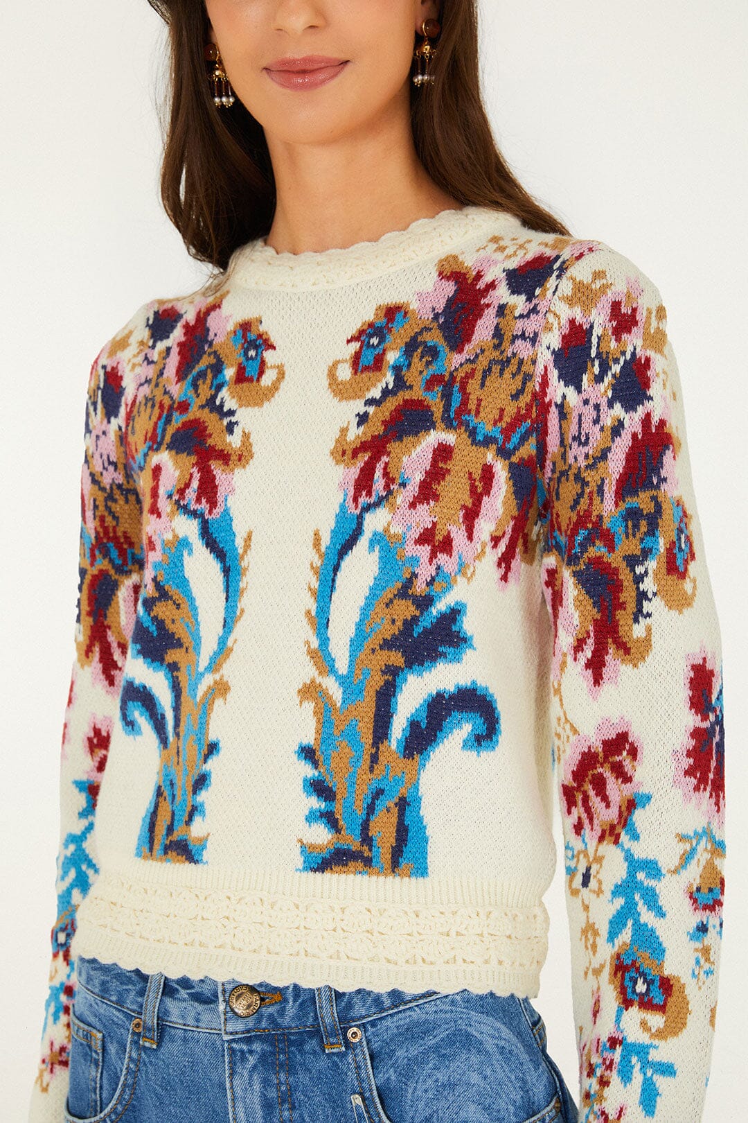 Farm Rio Arabesque cropped jumper, off-white – close-up of the pattern
