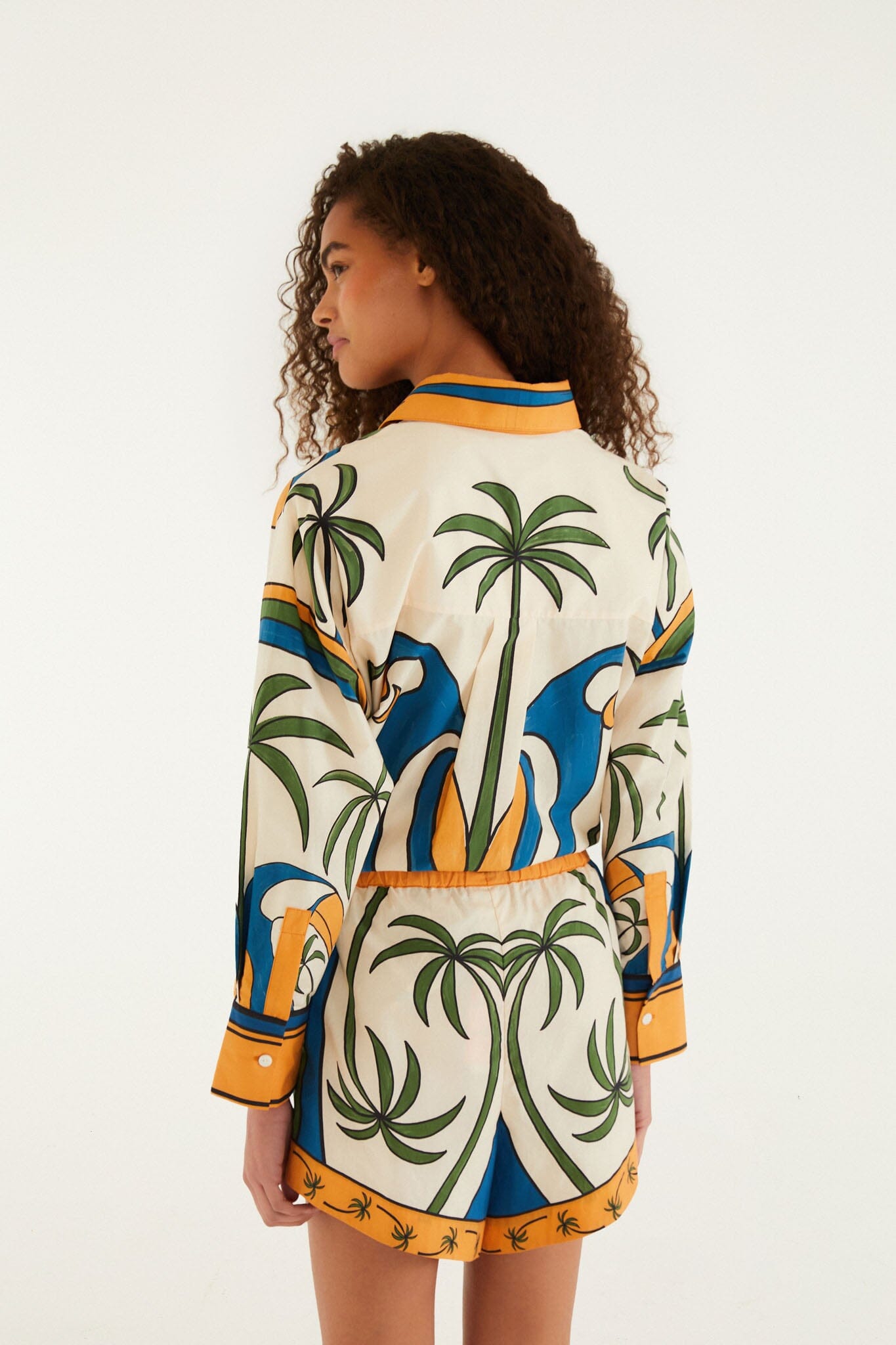 Tropical Graphic Drawstring Pockets Shorts pocket detail