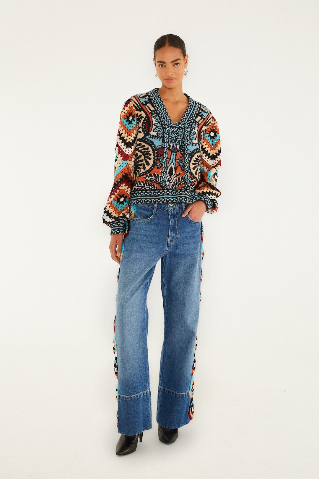 FARM Rio Balamana crochet sleeve sweater – full look