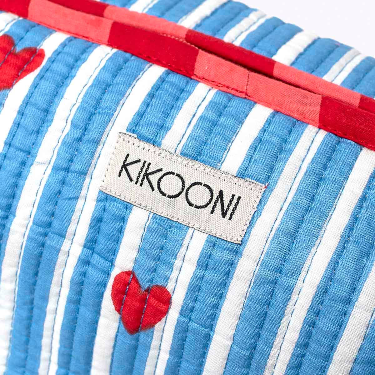 KIKOONI Love Edition blue cosmetic bag, woven label and heart print – detail