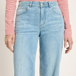 LANIUS relaxed straight jeans in light blue – waist detail