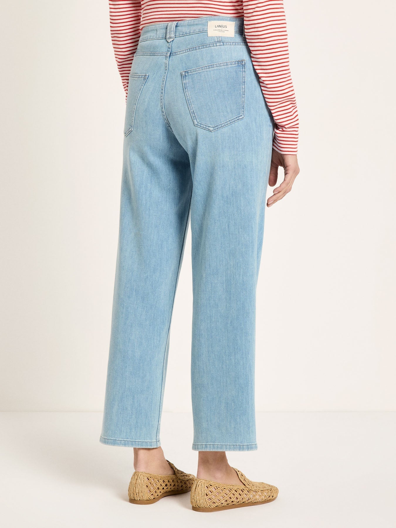 LANIUS relaxed straight jeans in light blue – back view