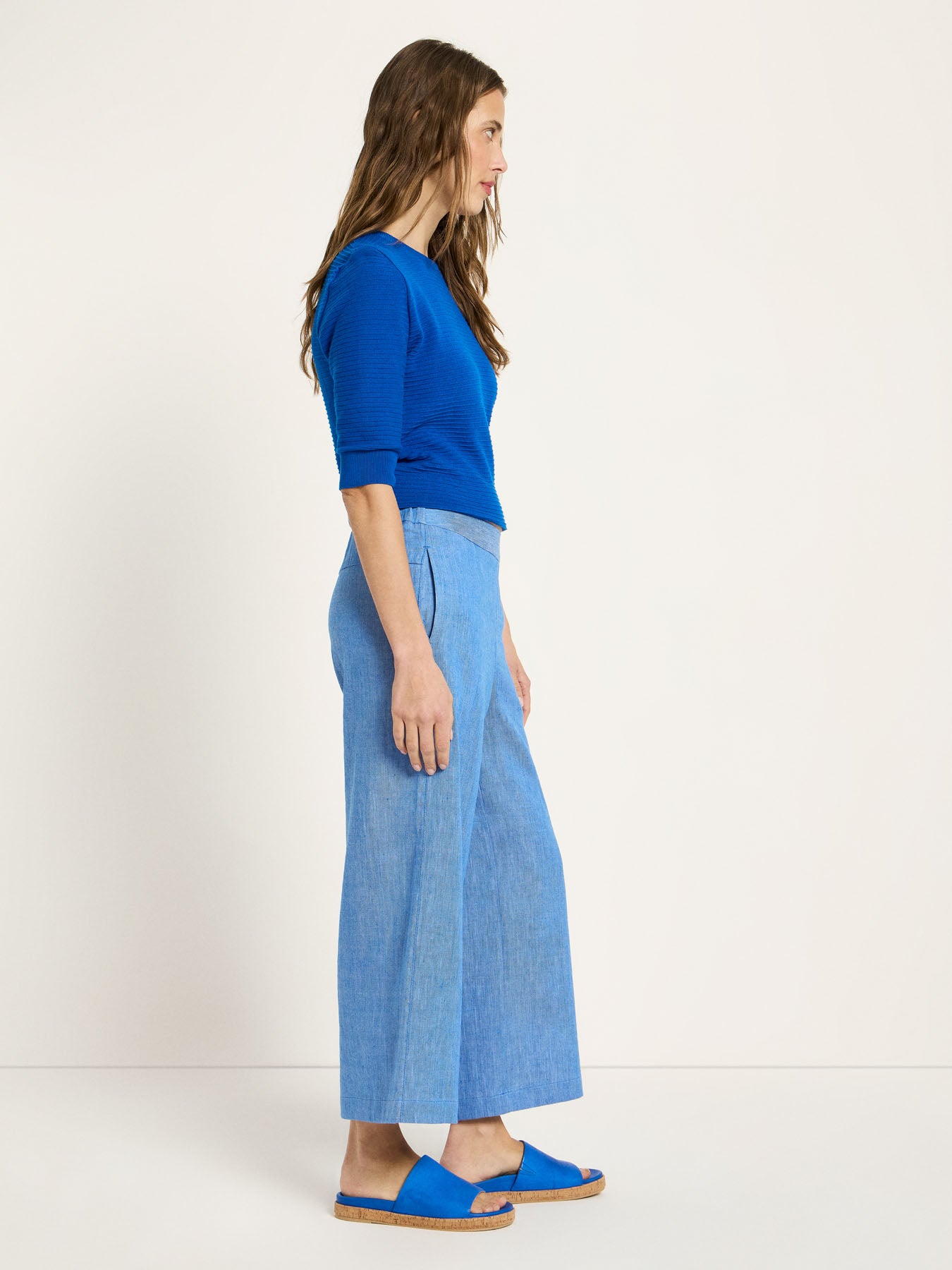 Linen & Organic Cotton Wide-Leg Culottes - Sky Blue by LANIUS — fair fashion in organic materials, view 4