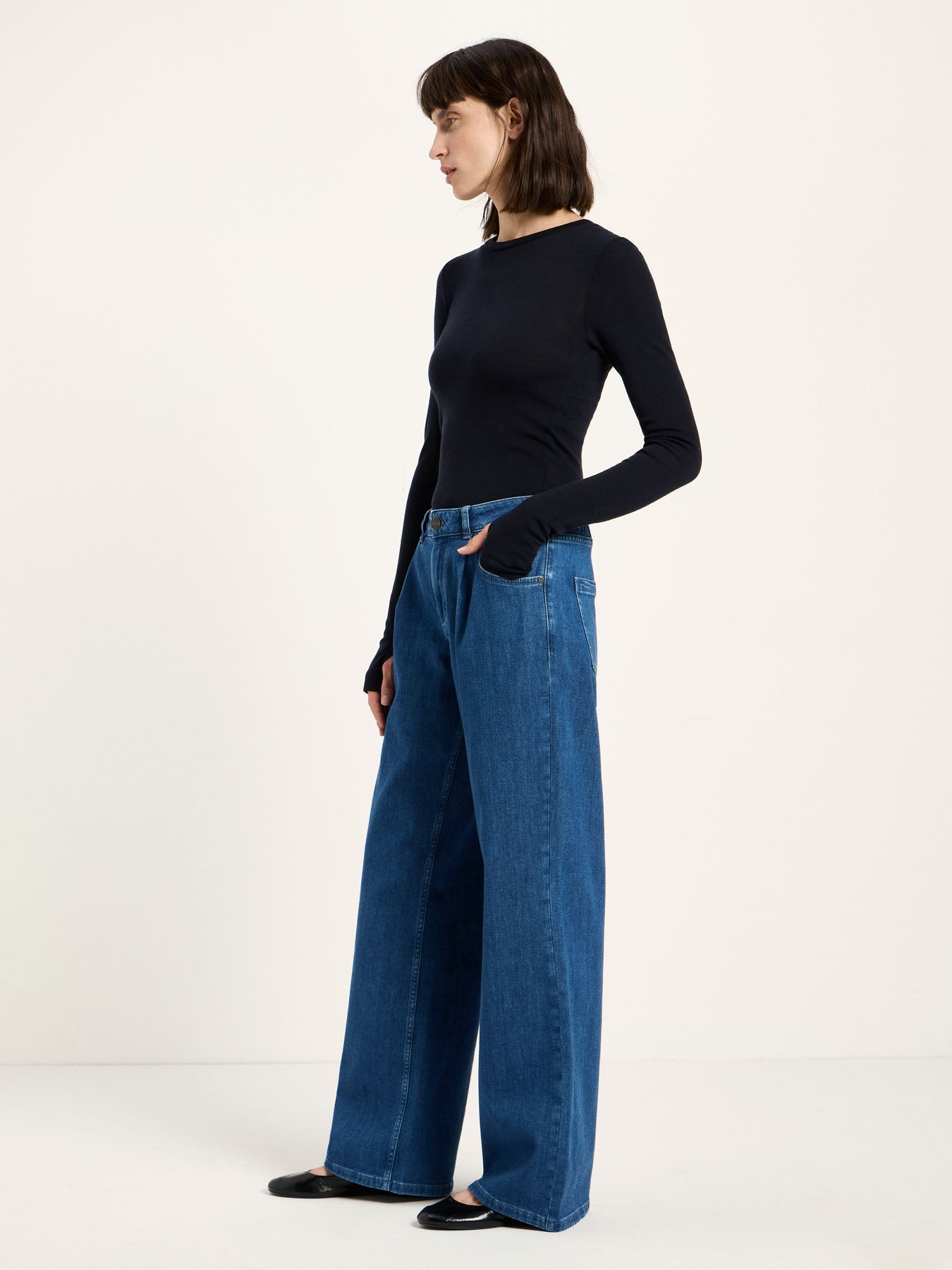 LANIUS Marlene pleated wide-leg jeans in mid-blue organic denim, photo 3