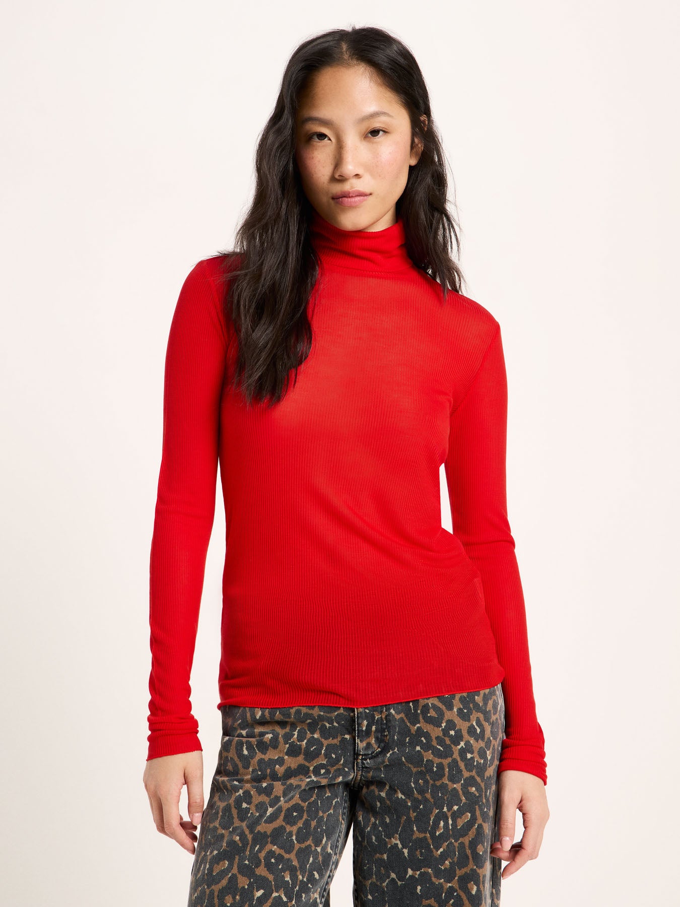LANIUS roll-neck top in red TENCEL Lyocell, front view