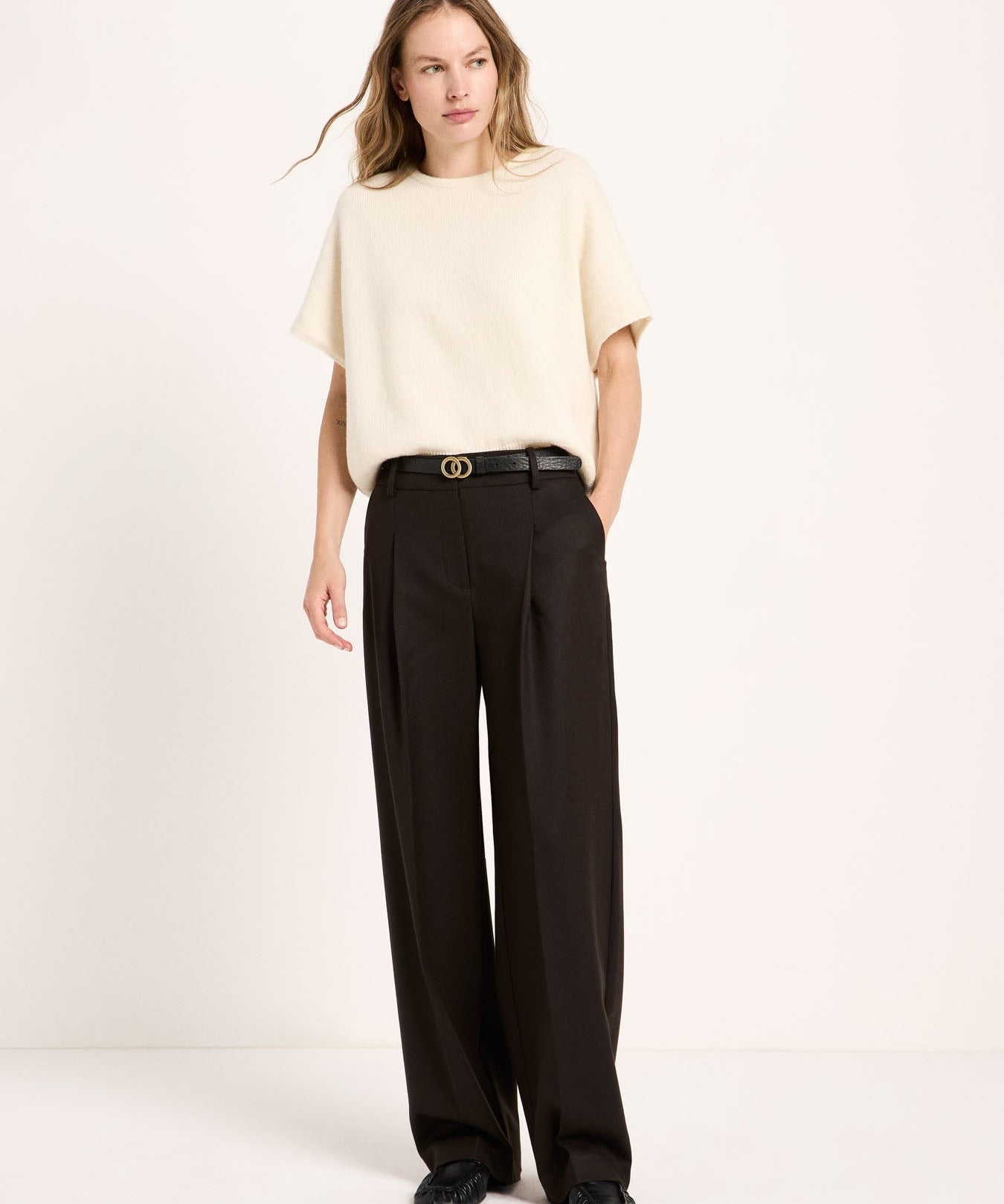 LANIUS sleeveless jumper in off-white organic virgin wool and cotton, another view