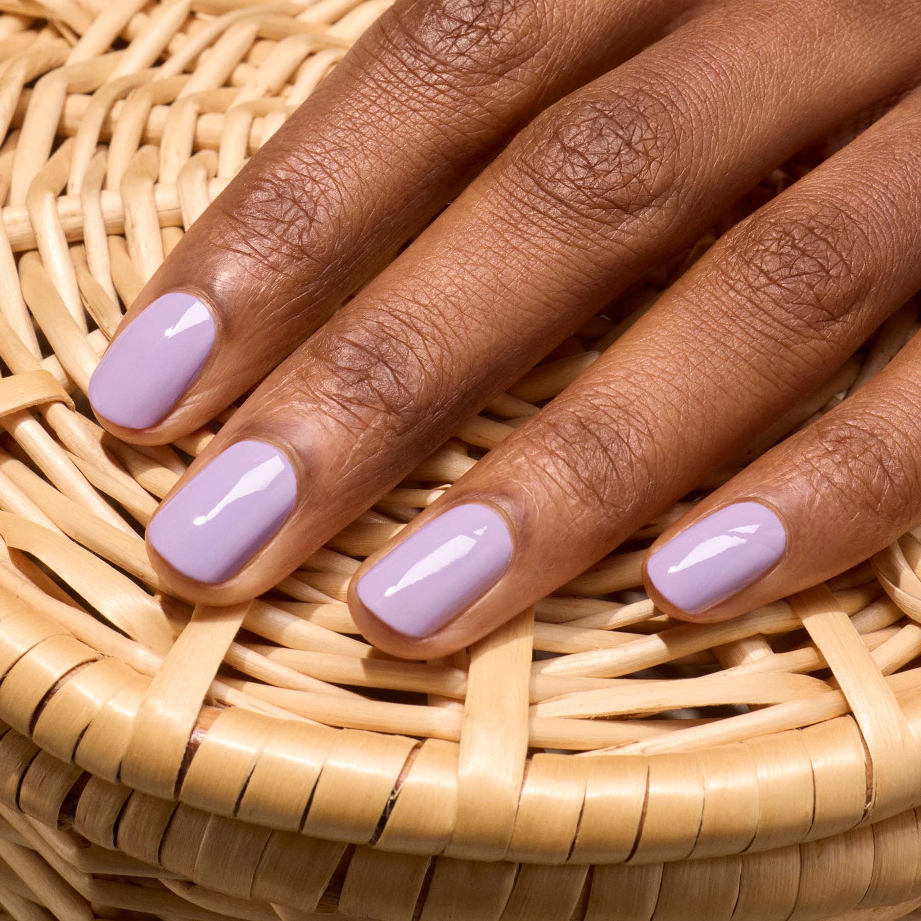 Manucurist Green Flash™ LED nail polish in Lisa Lilas, lilac – view 2