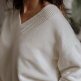 Iconic V-Neck Jumper – Vanilla – view 5