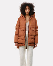 EMBASSY OF BRICKS & LOGS - LYNDON Puffer Jacket | Bisquit