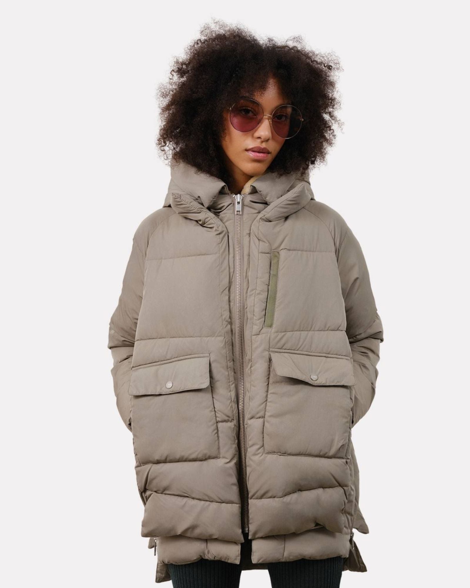 EMBASSY OF BRICKS & LOGS - LYNDON Puffer Jacket | Pale Olive