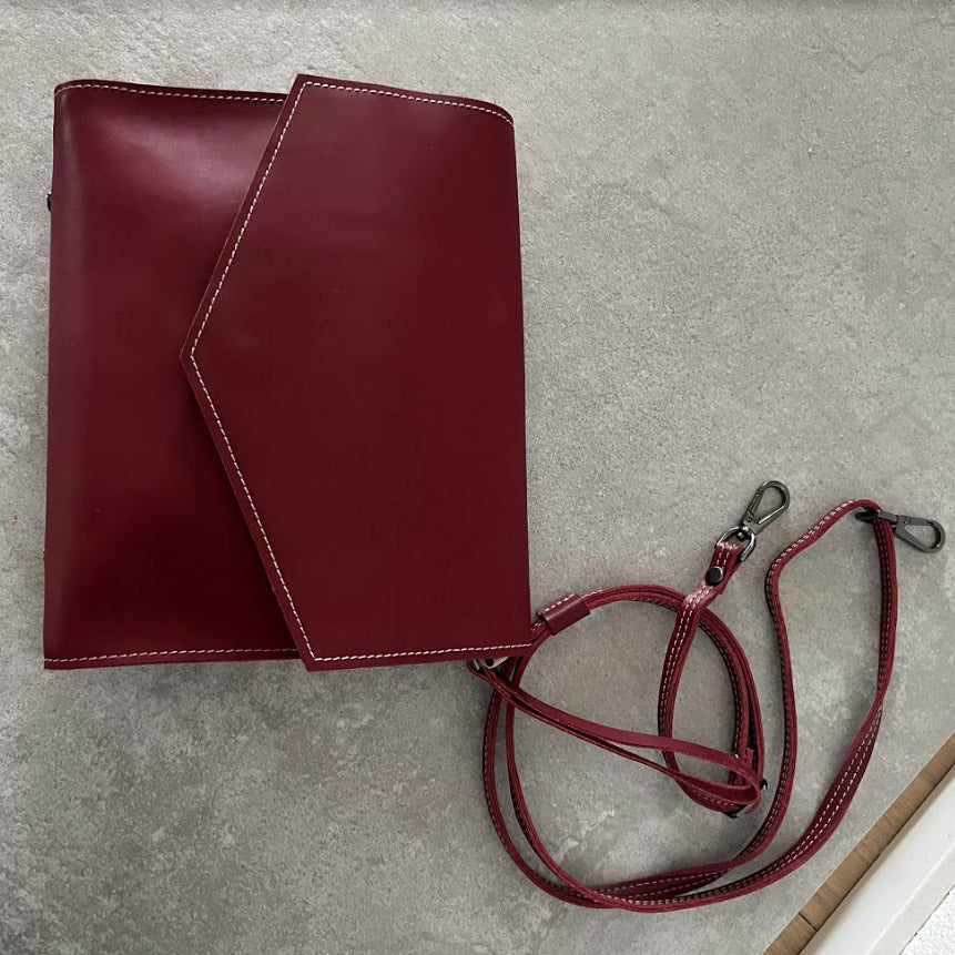 lnestudio - Marketplace - Sörenberg Pouch + Thin Strap