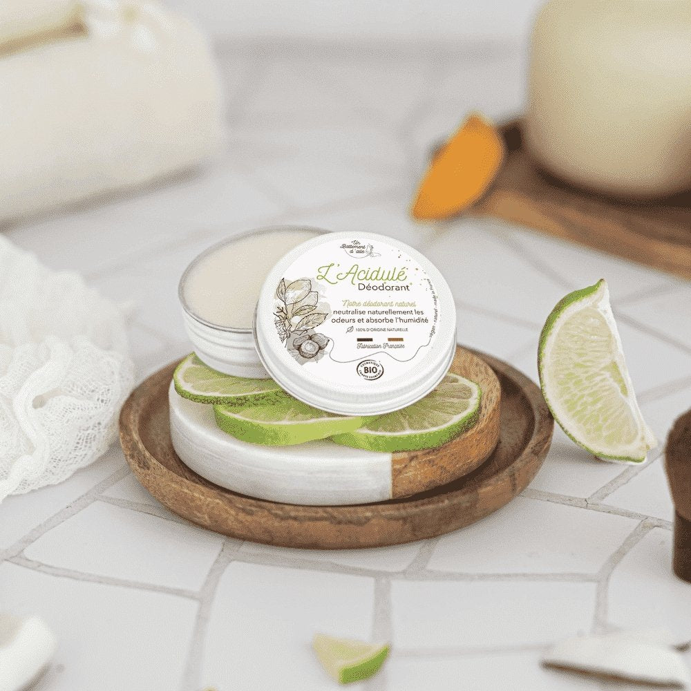 UN BATTEMENT D'AILE Solid Organic Citrus Deodorant in small metal container